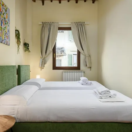Slow-life Flat In Oltrarno *