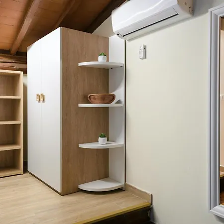 Slow-life Flat In Oltrarno Appartamento